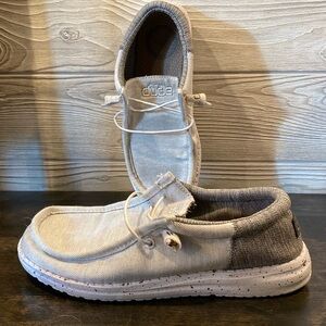 Hey Dude Kids Shoes in Gray and White